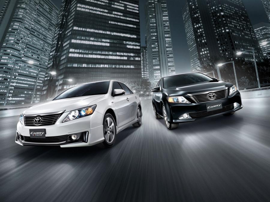  Toyota Camry 2011 года  (фото 2 из 3)